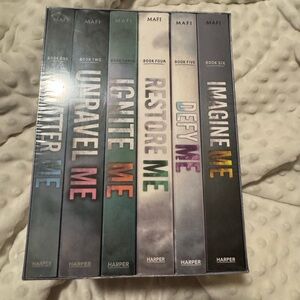 Mafi Book Series Box Set